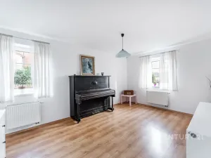 Prodej rodinného domu, Hradištko, V Klících, 240 m2