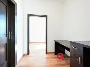 Prodej ubytování, Praha - Suchdol, Suchdolské náměstí, 19 m2