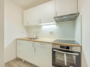 Pronájem bytu 2+1, Praha - Řepy, Galandova, 55 m2