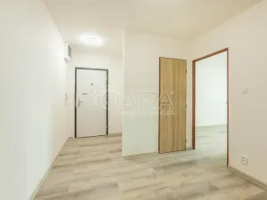 Pronájem bytu 2+1, Praha - Řepy, Galandova, 55 m2