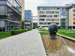 Pronájem kanceláře, Praha - Jinonice, Radlická, 2500 m2