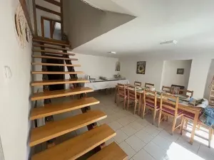 Prodej ubytování, Lednice, Komenského, 200 m2