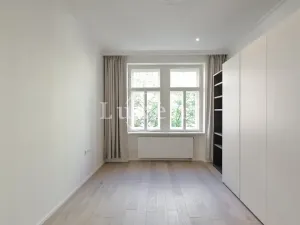 Pronájem bytu 3+kk, Praha - Vinohrady, náměstí Jiřího z Poděbrad, 137 m2