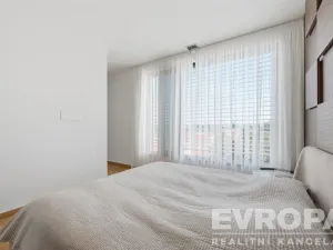 Pronájem bytu 2+kk, Praha - Břevnov, U Petřin, 88 m2