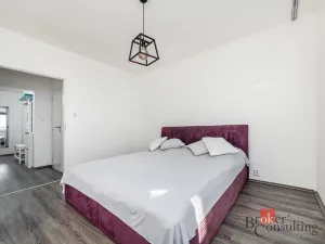 Prodej bytu 2+1, Kladno - Kročehlavy, Ukrajinská, 53 m2