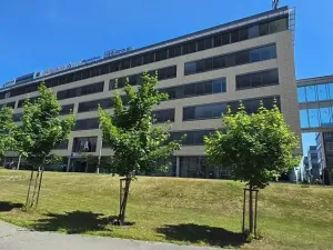 Pronájem kanceláře, Praha, 2540 m2