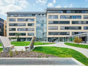 Pronájem kanceláře, Praha, 2540 m2