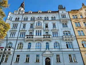 Pronájem bytu 3+1, Praha, Masarykovo nábřeží, 106 m2