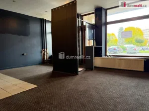 Pronájem obchodního prostoru, Zruč nad Sázavou, náměstí Míru, 72 m2