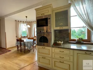 Pronájem rodinného domu, Kolová, 372 m2