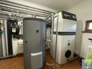 Pronájem rodinného domu, Kolová, 372 m2