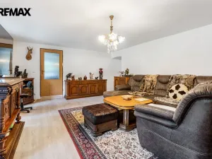 Prodej rodinného domu, Dubá - Zakšín, 380 m2