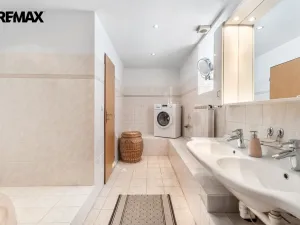 Prodej rodinného domu, Dubá - Zakšín, 380 m2