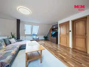 Prodej rodinného domu, Psáry - Dolní Jirčany, U Studny, 275 m2