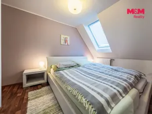 Prodej rodinného domu, Psáry - Dolní Jirčany, U Studny, 275 m2