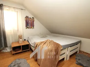 Prodej výrobních prostor, Zaječí, Dlážděná, 100 m2