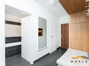 Pronájem bytu 2+kk, Praha - Hloubětín, Za černým mostem, 48 m2