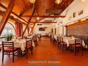 Prodej obchodního prostoru, Březí, Dunajovická, 630 m2