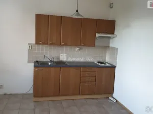 Pronájem bytu 1+kk, Praha - Hostivař, Pražská, 27 m2