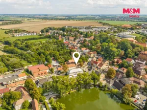 Prodej obchodního prostoru, Buštěhrad, Náměstí, 226 m2