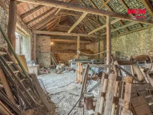 Prodej obchodního prostoru, Buštěhrad, Náměstí, 226 m2