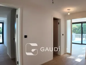 Prodej bytu 4+kk, Praha, Mezitraťová, 105 m2
