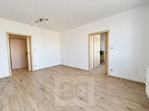 Pronájem bytu 3+1, Třebíč, Modřínová, 70 m2