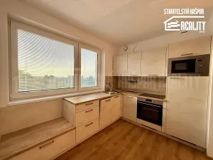 Pronájem bytu 2+kk, Holice, Pod Parkem, 46 m2