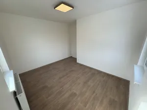 Pronájem bytu 3+kk, Praha, Únorová, 73 m2