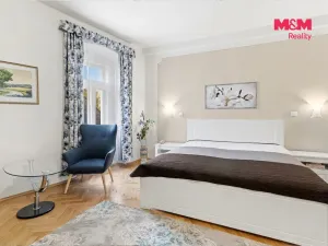 Prodej ubytování, Mladá Boleslav - Mladá Boleslav II, Českobratrské náměstí, 961 m2