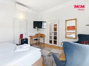 Prodej ubytování, Mladá Boleslav - Mladá Boleslav II, Českobratrské náměstí, 961 m2