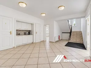 Pronájem vily, Zlín, Vršava I, 477 m2