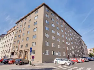 Prodej bytu 3+kk, Praha, Oblouková, 63 m2