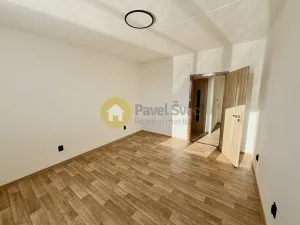 Pronájem bytu 2+kk, Strakonice - Strakonice I, Mládežnická, 41 m2