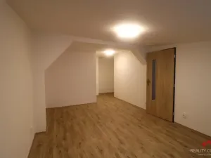 Pronájem bytu 3+kk, Děčín - Děčín IV-Podmokly, Mírové nám., 100 m2