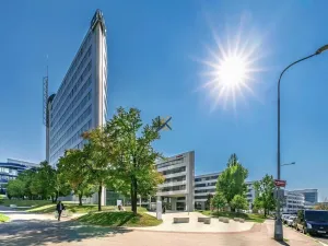 Pronájem kanceláře, Praha - Nusle, Na hřebenech II, 1282 m2