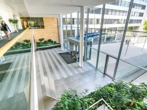 Pronájem kanceláře, Praha - Nusle, Na hřebenech II, 1282 m2