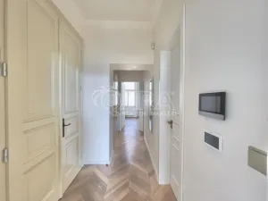 Pronájem bytu 2+kk, Praha - Vinohrady, U Zvonařky, 54 m2