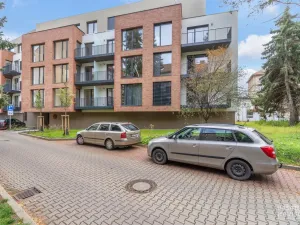 Pronájem bytu 1+kk, Hradec Králové, Na Střezině, 26 m2