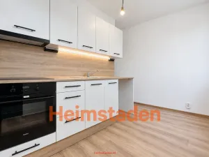 Pronájem bytu 2+1, Karviná - Hranice, Slovenská, 54 m2