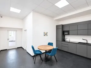 Pronájem kanceláře, Praha - Smíchov, Nádražní, 12 m2