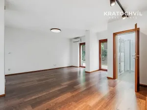 Prodej rodinného domu, Praha - Velká Chuchle, U bažantnice, 674 m2