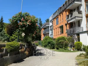 Prodej bytu 2+kk, Roztoky, Přemyslovská, 63 m2