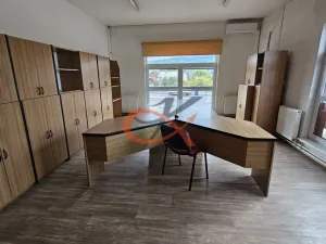 Pronájem kanceláře, Zašová, 200 m2