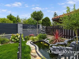 Prodej rodinného domu, Jeviněves, 200 m2