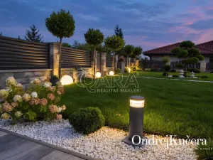 Prodej rodinného domu, Jeviněves, 200 m2