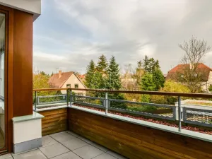 Pronájem bytu 2+kk, Dolní Břežany, U Náměstí, 57 m2