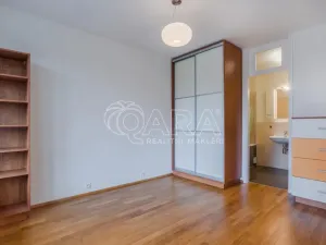 Pronájem bytu 2+kk, Dolní Břežany, U Náměstí, 57 m2