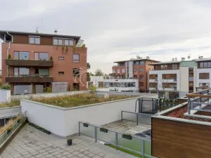 Pronájem bytu 2+kk, Dolní Břežany, U Náměstí, 57 m2