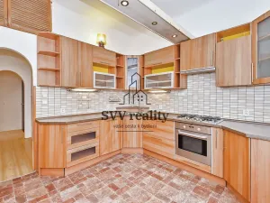 Prodej bytu 2+1, Praha - Bubeneč, Kamenická, 79 m2